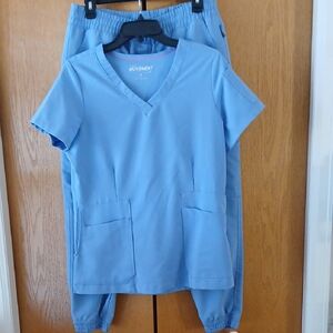 Movement Light Blue Scrub Set Sz Small